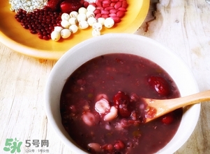 寶寶可以吃臘八粥嗎？寶寶多大可以吃臘八粥？