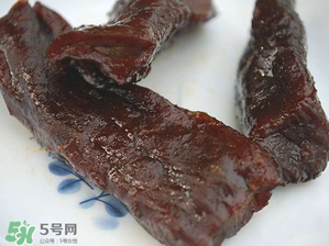 風(fēng)干牛肉是生的嗎？風(fēng)干牛肉是生的還是熟的？