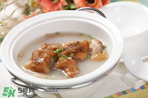 臘豬腳燉什么好吃？臘豬蹄燉什么好吃？