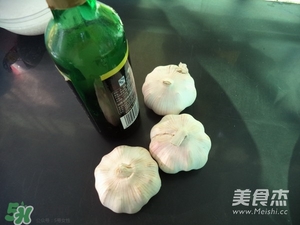 臘八蒜用什么蒜？臘八蒜用新蒜還是老蒜？