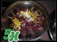 臘豬腳燉什么好吃？臘豬蹄燉什么好吃？