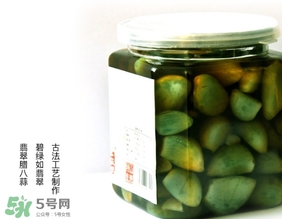 臘八蒜霉了可以吃嗎？發(fā)霉的大蒜可以腌制臘八蒜嗎？