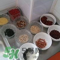 怎么用電飯煲煮臘八粥？電飯煲怎么熬臘八粥？