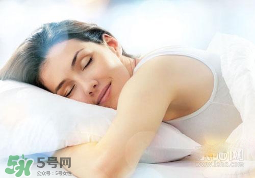 冬天不戴胸罩好不好？冬天胸罩幾天換一次？