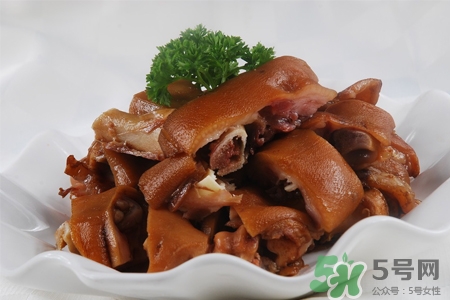 豬蹄是豐胸的嗎？吃豬蹄胸部會變大嗎？