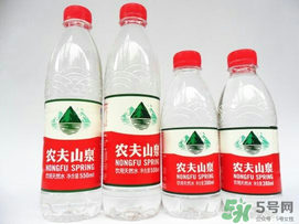 農(nóng)夫山泉和怡寶哪個(gè)好？農(nóng)夫山泉好還是怡寶好？