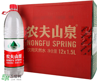 礦泉水會(huì)過期嗎？礦泉水過期了還能喝嗎？