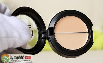 愛(ài)茉莉遮瑕膏多少錢？愛(ài)茉莉雙色遮瑕膏價(jià)格