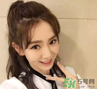 發(fā)際線高適合什么發(fā)型？發(fā)際線高怎么辦
