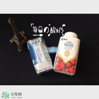 純甄和安慕希哪個(gè)好？純甄和安慕希酸奶哪個(gè)好喝？