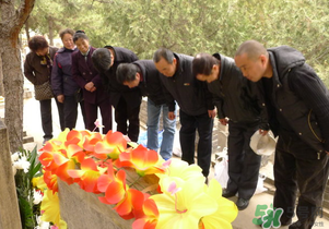 臘月可以上墳嗎？臘月上墳時間