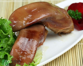豬舌頭怎么腌制？腌豬舌頭要多久？