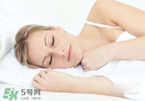 孕婦可以經(jīng)常摸肚子嗎？孕婦經(jīng)常摸肚子會(huì)怎樣？