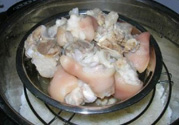 腌豬腳放多少鹽？腌臘豬腳放多少鹽？