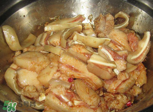 豬耳朵怎么腌制？腌豬耳朵的做法大全