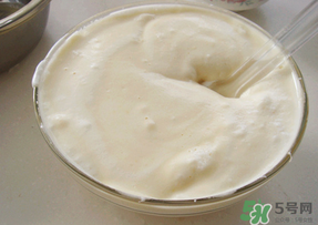 面糊用熱水還是涼水？面糊是用熱水調(diào)還是用涼水調(diào)？