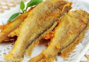 面粉炸魚怎么做？怎么用面粉炸魚？