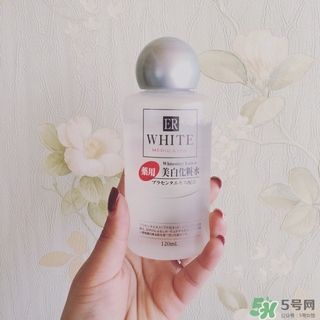 大創(chuàng)美白化妝水爽膚水怎么樣？大創(chuàng)化妝水好用嗎？