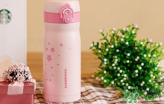 過年送女朋友什么禮物？過年給男朋友送什么