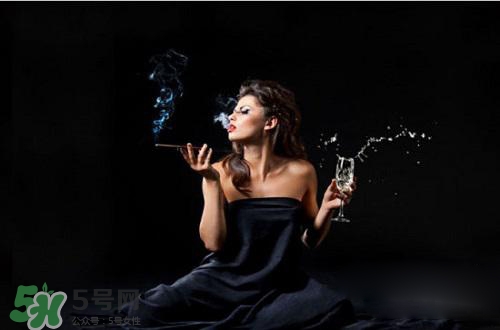 喝酒對(duì)皮膚好嗎？喝酒對(duì)皮膚有什么壞處？