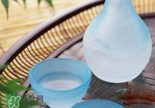 孕婦可以用白醋洗臉嗎？孕婦用白醋洗臉好嗎？