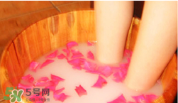 冬季泡腳有什么好處？冬天泡腳的好處