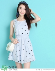 3月份去三亞穿什么？三月份去三亞穿什么衣服？