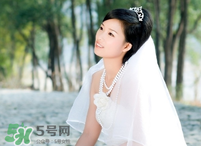拍婚紗照可以戴眼鏡嗎？拍婚紗照戴眼鏡好不好？