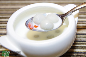 湯圓為什么會(huì)變紅？湯圓變紅有毒嗎？