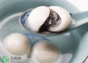 芝麻湯圓上火嗎？吃黑芝麻湯圓上火嗎？