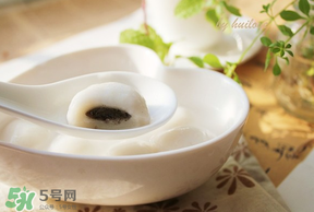 坐月子可以吃湯圓嗎？坐月子可以吃黑芝麻湯圓嗎？