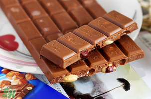 瑞士蓮巧克力是lindt還是lindor？瑞士蓮巧克力有幾種口味？