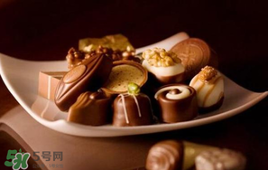 巧克力和牛奶能一起吃嗎？吃完巧克力能喝牛奶嗎？