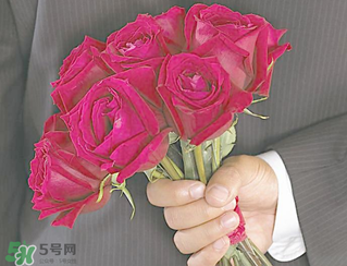 男朋友不在身邊怎樣過情人節(jié)？情人節(jié)沒有男朋友怎么過？