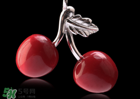 情人節(jié)送項(xiàng)鏈好嗎？情人節(jié)送女朋友什么項(xiàng)鏈好？