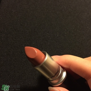 mac唇膏奶茶色是幾號？mac唇膏mocha試色