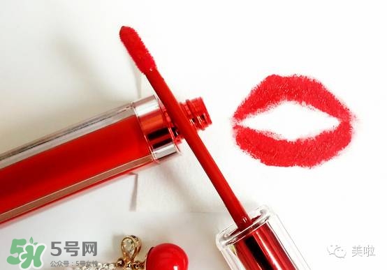 唇釉顯唇紋怎么辦？不顯唇紋的唇釉推薦？