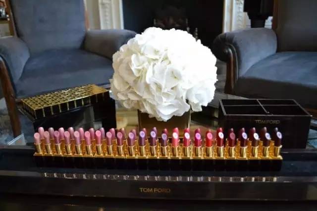 tom ford和迪奧哪個(gè)好？tom ford口紅和dior口紅哪個(gè)好？
