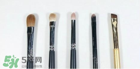 眼影膏用什么工具畫？眼影膏怎么化？