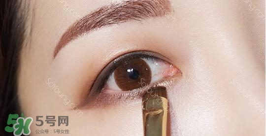 眼影膏用什么工具畫？眼影膏怎么化？
