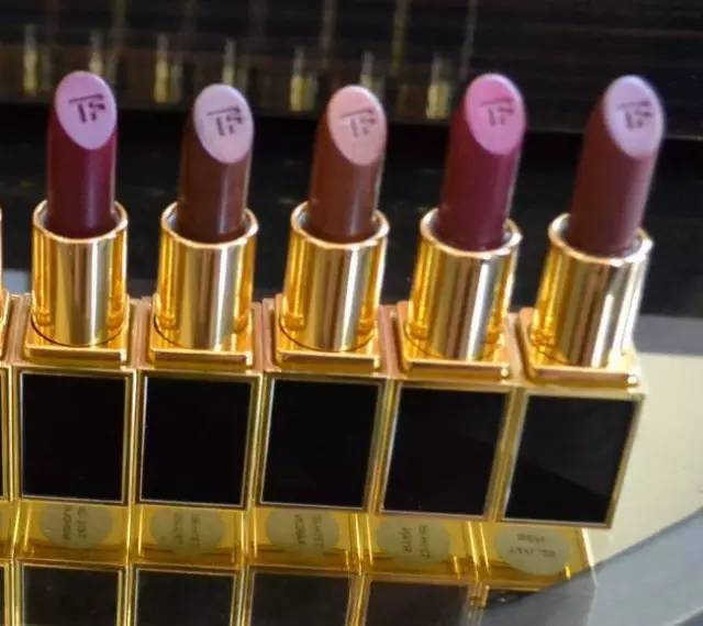 tom ford和迪奧哪個(gè)好？tom ford口紅和dior口紅哪個(gè)好？