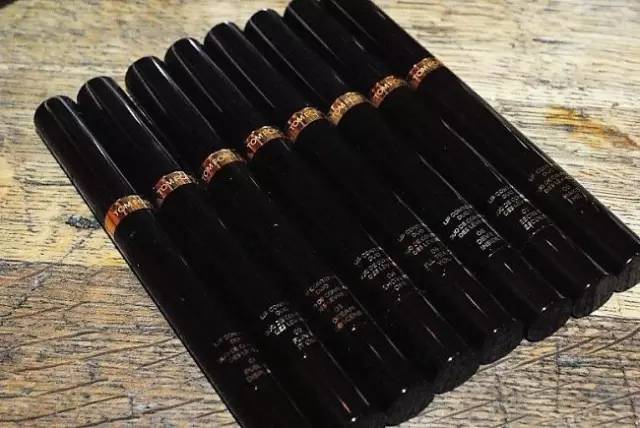 tom ford和迪奧哪個(gè)好？tom ford口紅和dior口紅哪個(gè)好？