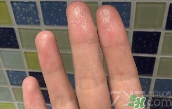 安耐曬金瓶怎么樣？安耐曬金瓶好用嗎？