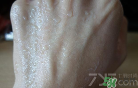 安耐曬金瓶怎么樣？安耐曬金瓶好用嗎？