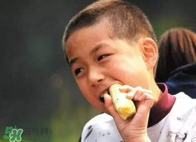 吃甘蔗嘴爛了怎么辦？吃甘蔗嘴角爛了怎么辦？