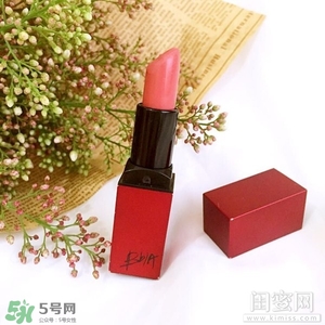 煙熏玫瑰色適合什么膚色？煙熏玫瑰色口紅適合黃皮嗎？
