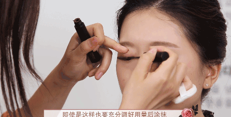 干玫瑰色妝容怎么化？干玫瑰色妝容畫(huà)法步驟