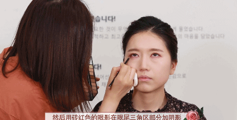 干玫瑰色妝容怎么化？干玫瑰色妝容畫(huà)法步驟