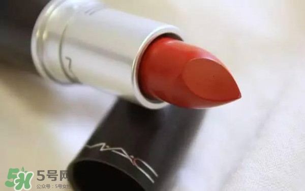 磚紅色和豆沙色的區(qū)別 磚紅色和豆沙色哪個好看？