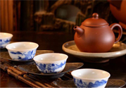 紫砂壺怎么養(yǎng)包漿最快？如何養(yǎng)壺使包漿更漂亮？